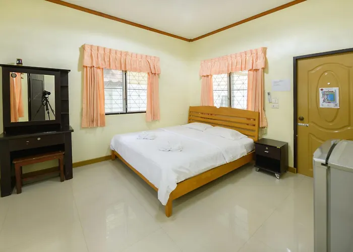 Resort Reaunnapa Ban Nong Kham (Ratchaburi)